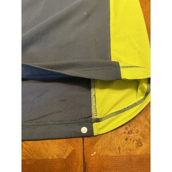 Lululemon Pullover 1/4 Zip Long Sleeve Mock Neck Men Shirt Sz S Gray Neon Yellow - Picture 3 of 7